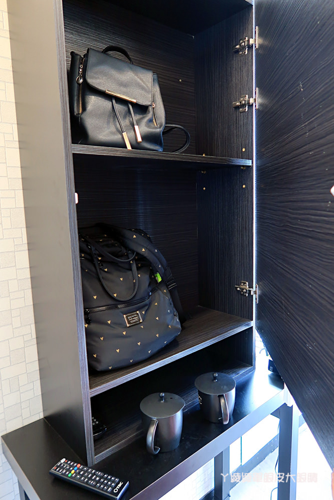 鏡子後方置物櫃-一中街燙髮推薦HairCity髮城