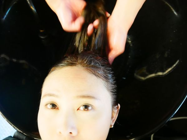 染髮後護髮過程-台中燙髮推薦